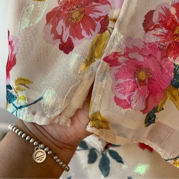 LOFT Floral Shimmer Blouse. Size Small - Picture 11 of 13